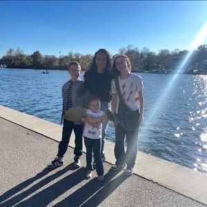 Meet your Posher, Nikki